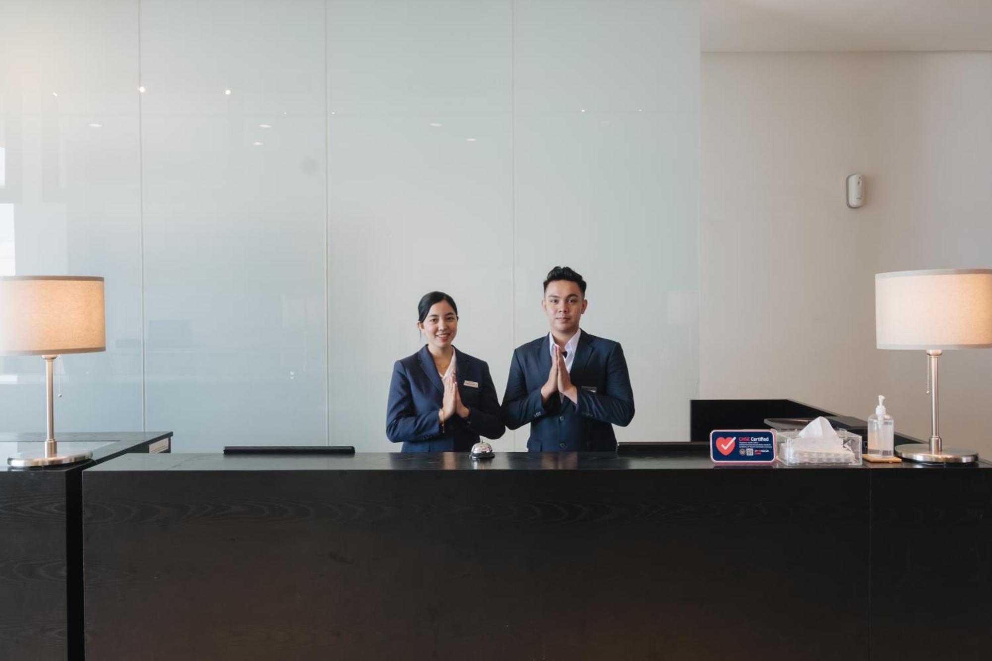 Luminor Hotel Metro Indah - Bandung By Wh Cicadas Εξωτερικό φωτογραφία