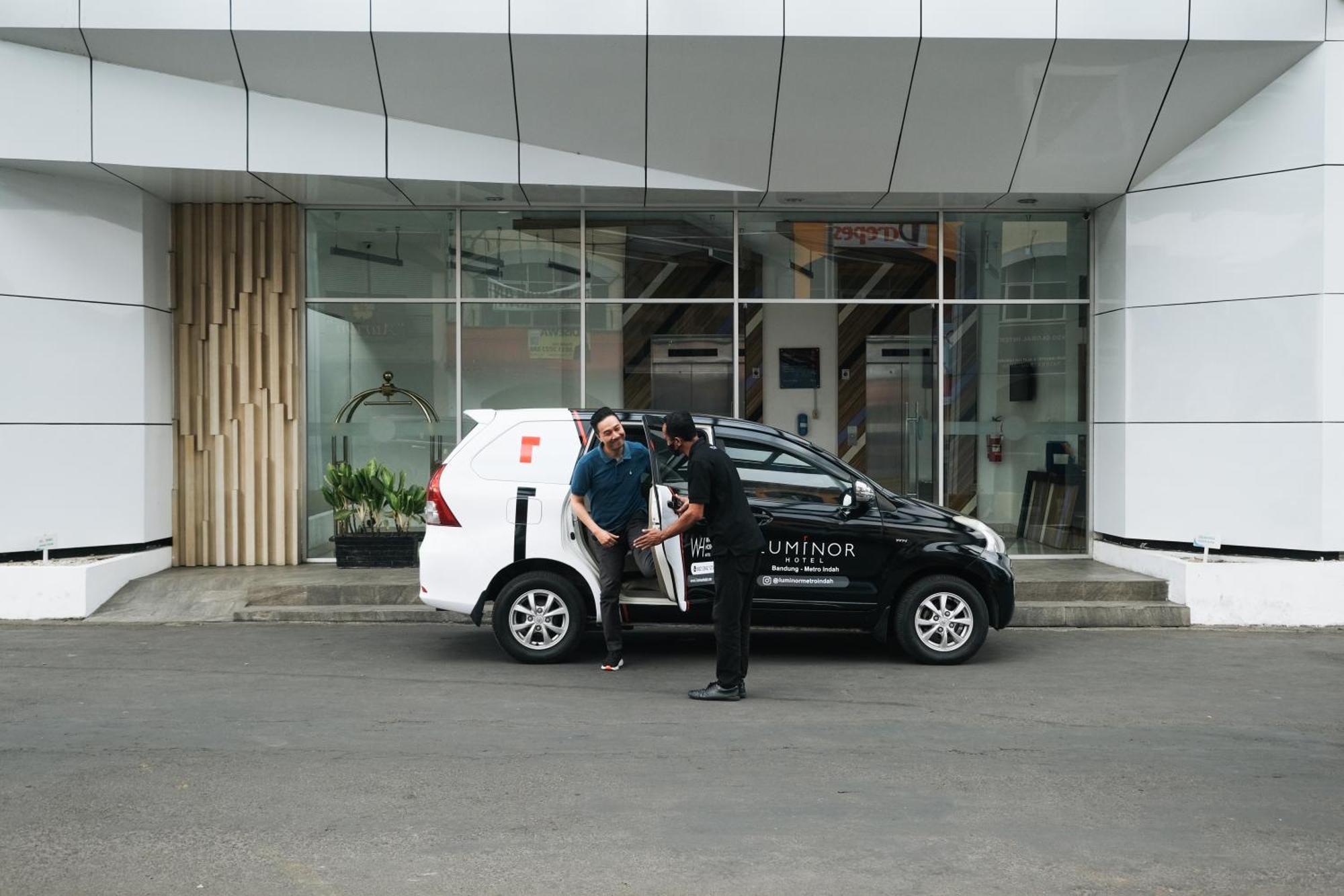 Luminor Hotel Metro Indah - Bandung By Wh Cicadas Εξωτερικό φωτογραφία